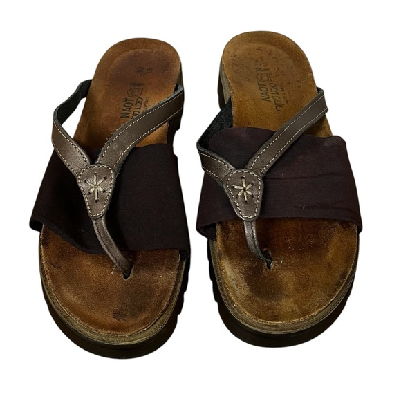 NAOT Women’s Brown Leather Orion Thong Sandals Size EU 38 US 8 - Picture 1 of 6